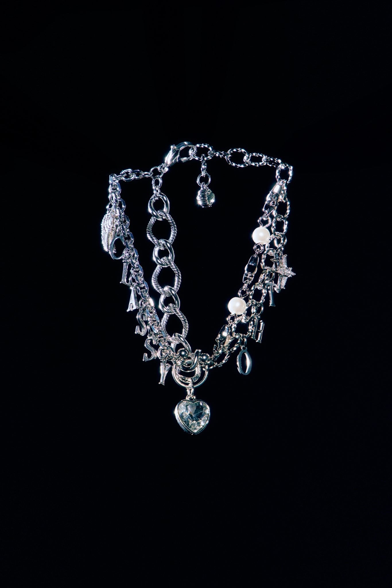 CLASS:y HEART BRACELET - OHTNYC